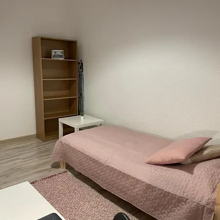 Triada Near The Park And River Daugava Riga