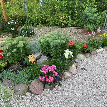 Triada Near The Park And River Daugava Apartament *